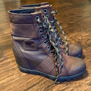 Sorel Women's Dark Brown Lace-Up Wedges